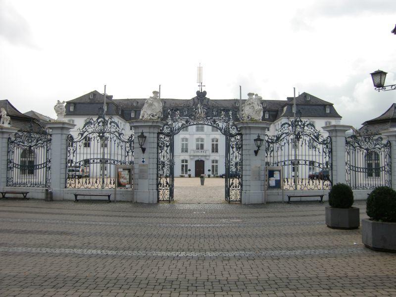 Zur Schloss-schenke Hotel 3*